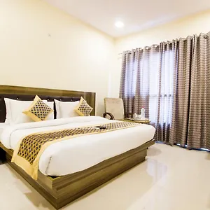 Kelvish Hotel IGI Airport 4* Neu-Delhi