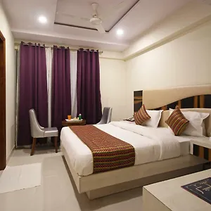 *** Hotel Airport Iby Indien